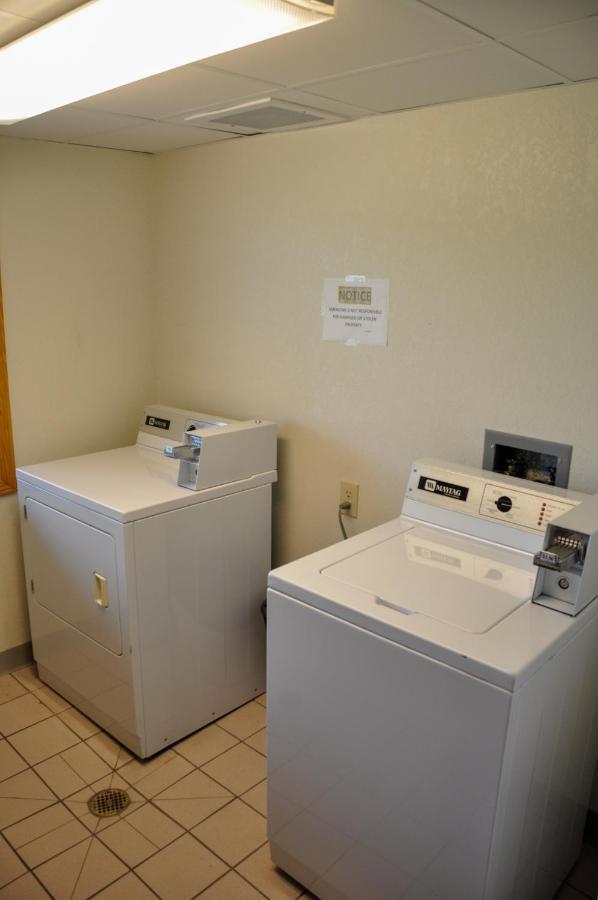 Americinn By Wyndham Clear Lake Εξωτερικό φωτογραφία