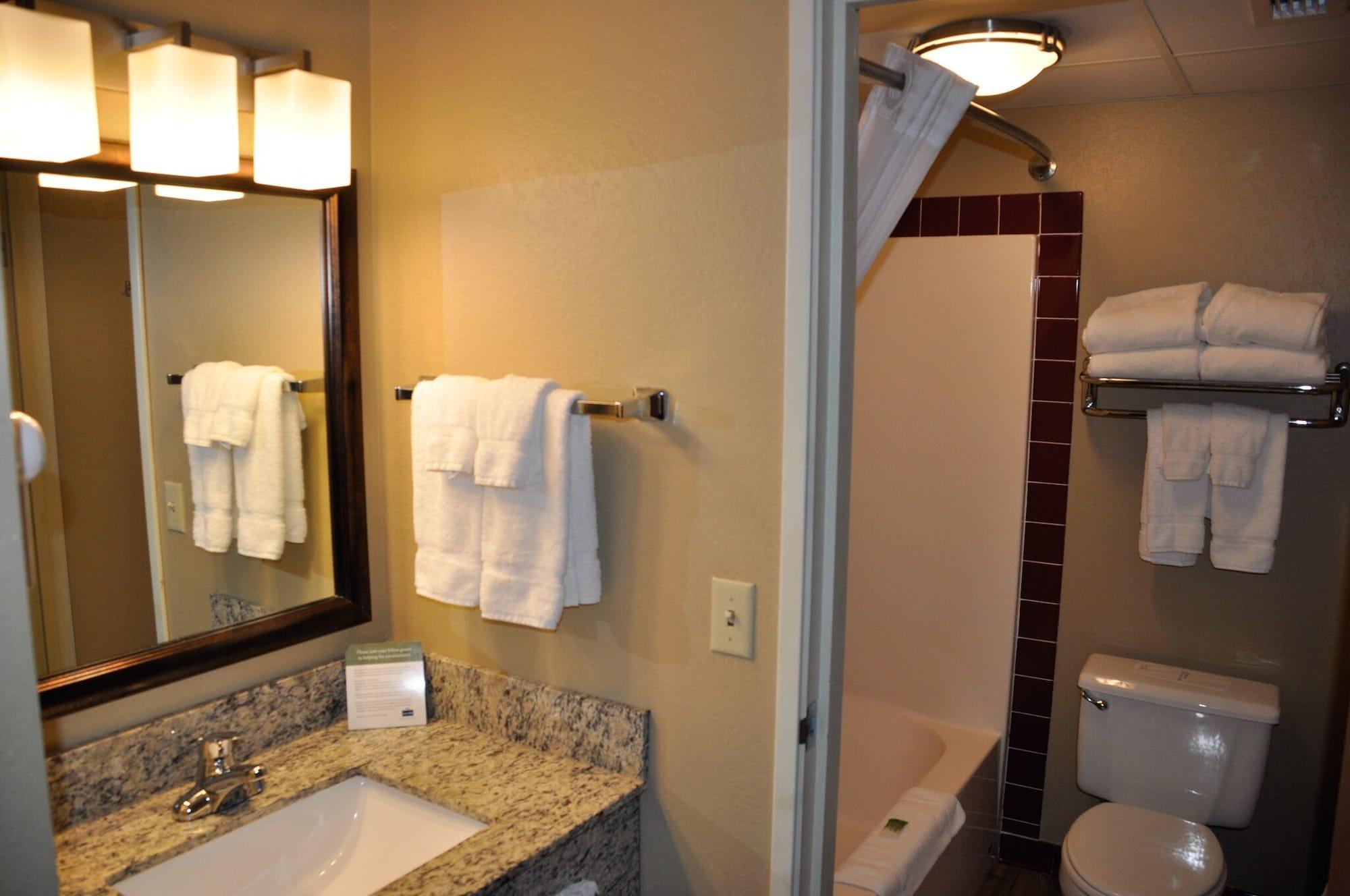 Americinn By Wyndham Clear Lake Εξωτερικό φωτογραφία
