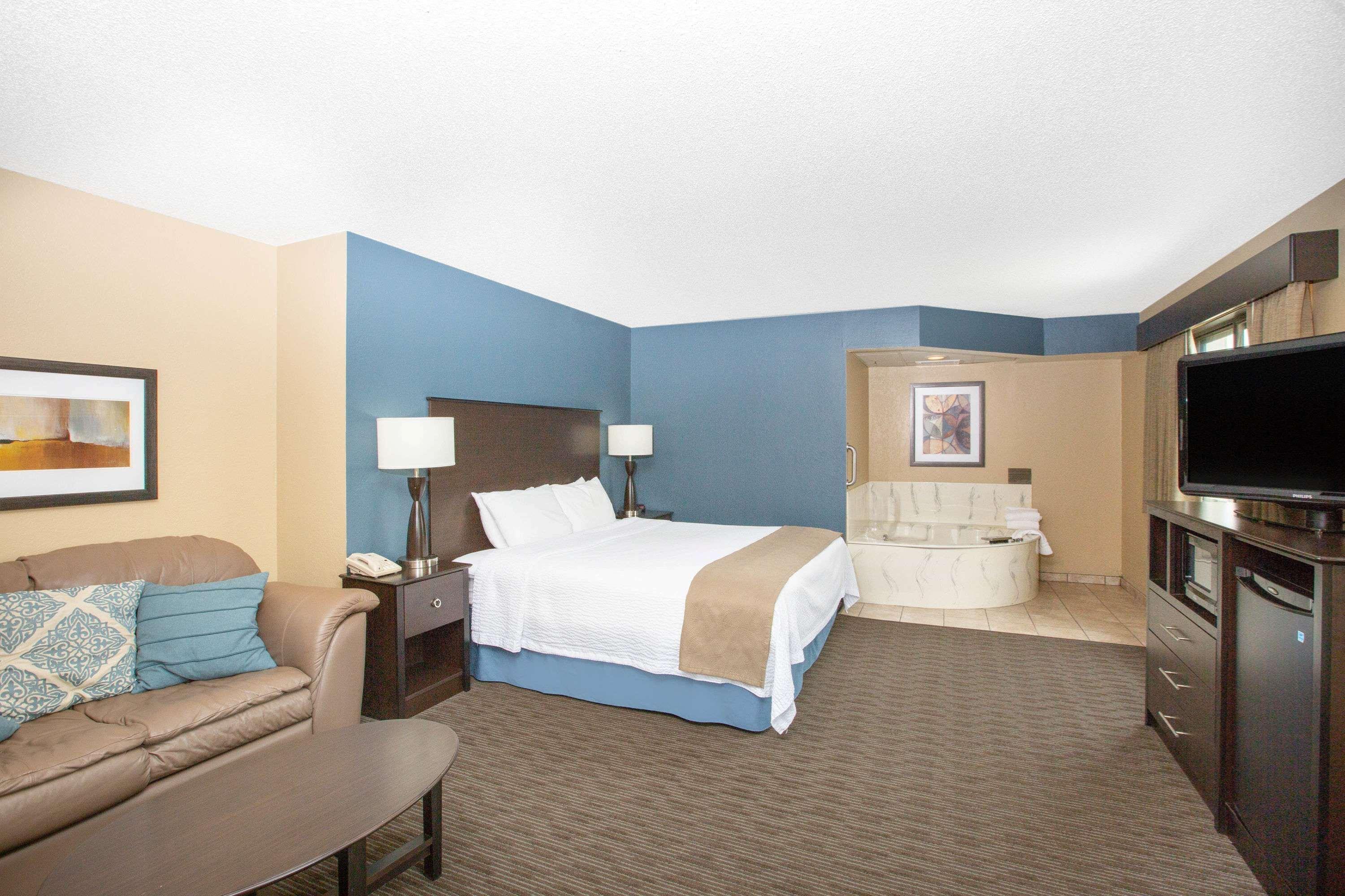 Americinn By Wyndham Clear Lake Εξωτερικό φωτογραφία