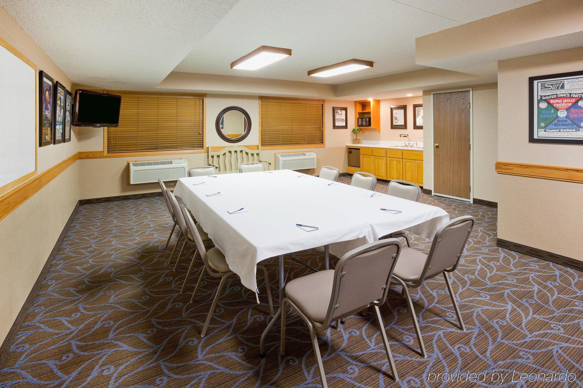 Americinn By Wyndham Clear Lake Εξωτερικό φωτογραφία